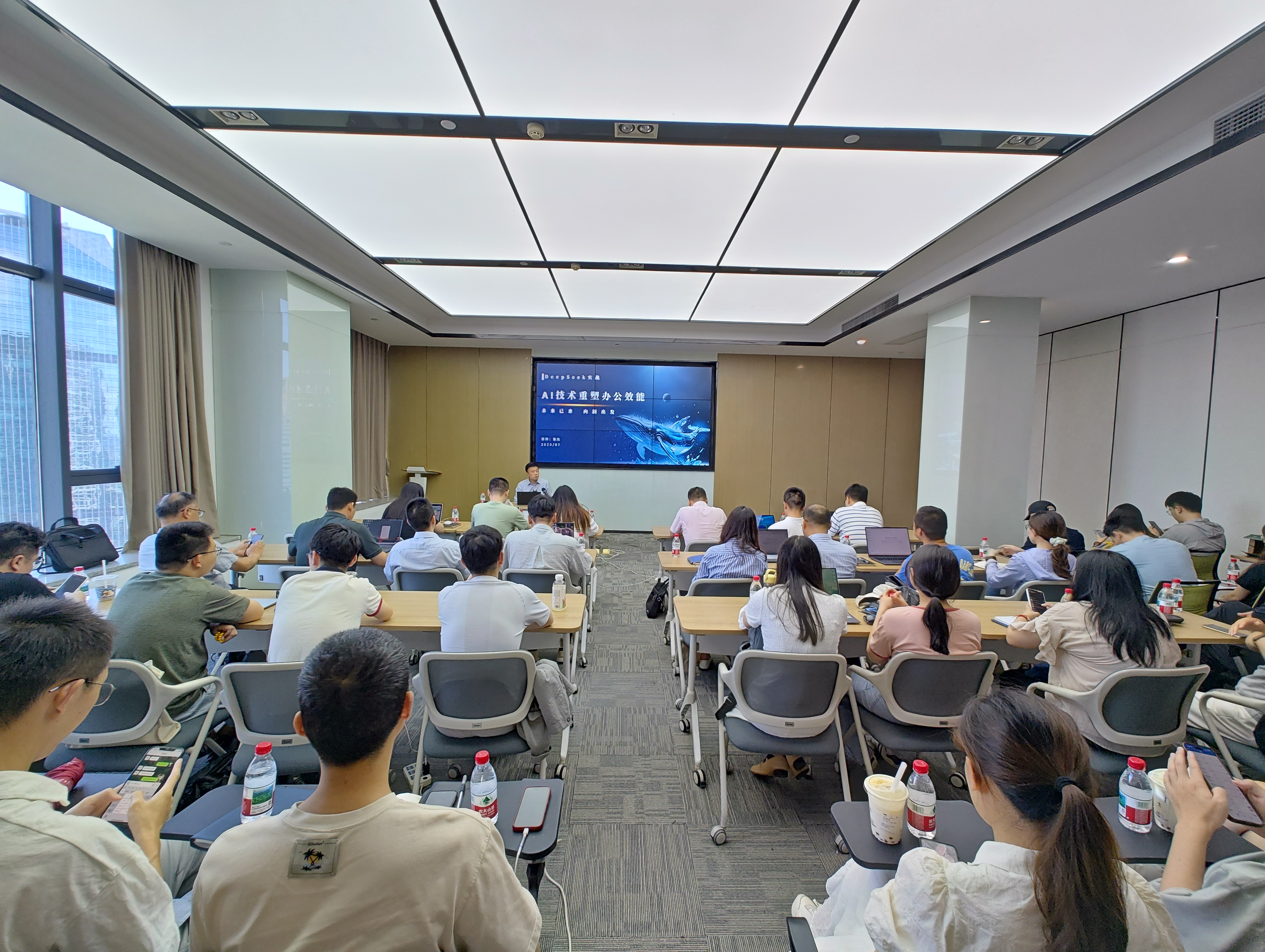 1753694154815057.jpg 1753694154815057.jpg